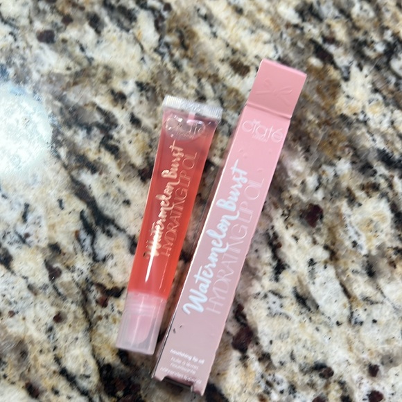 ♣️🌙Ciate Watermelon Burst Hydrating Lip Oil - Picture 2 of 8
